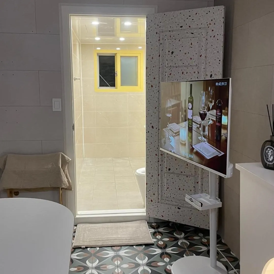 Parking Available, Luxury Apartment Within A 5-Minute Walk To Hongdae, Hapjeong, Mangwon, And Mangwon Market Seúl 0*,